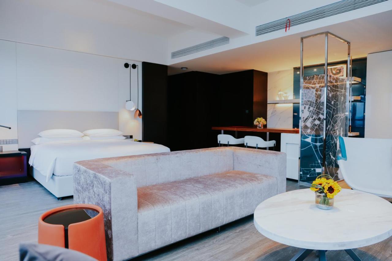 Hyatt Centric Lakeside Ningbo Esterno foto