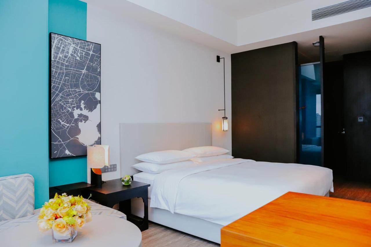 Hyatt Centric Lakeside Ningbo Esterno foto
